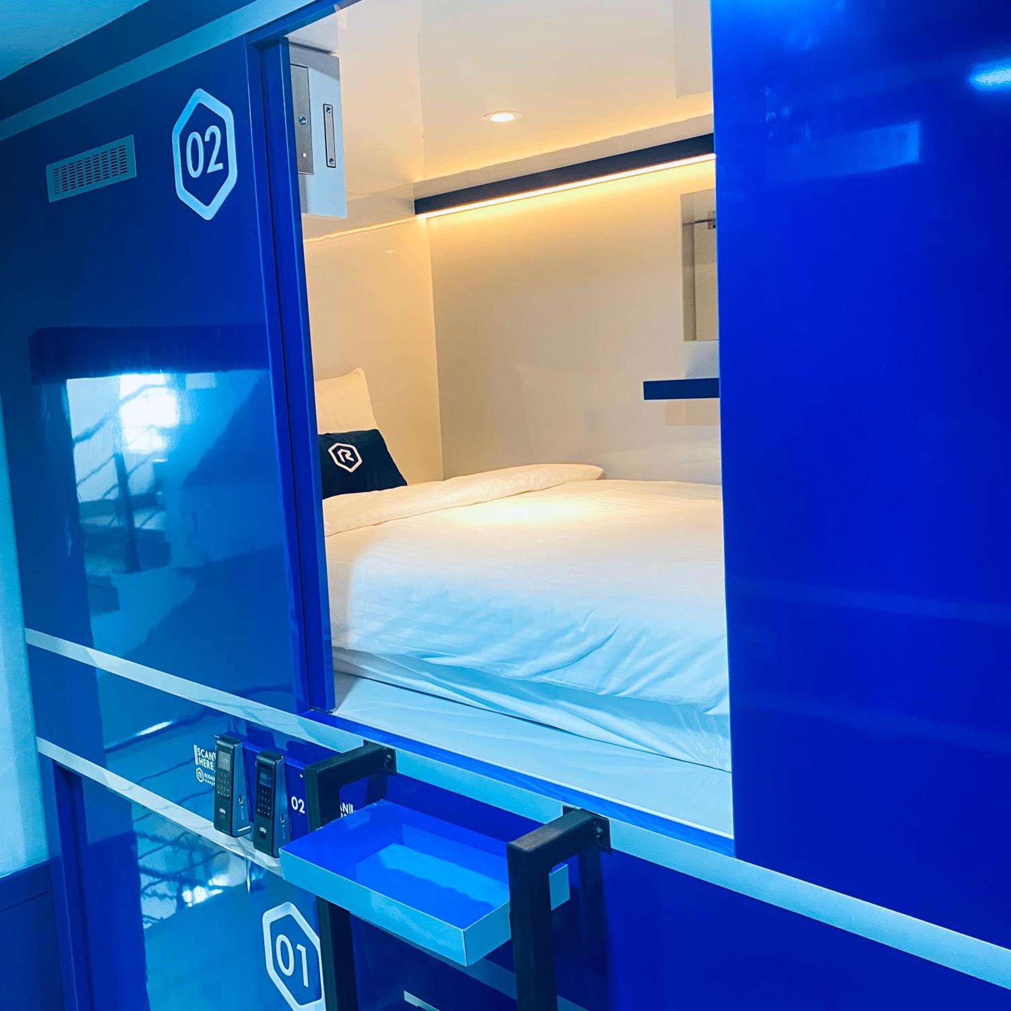 Hotel Rosalyne Sleepbox Malioboro 3 Jogyakarta Zewnętrze zdjęcie