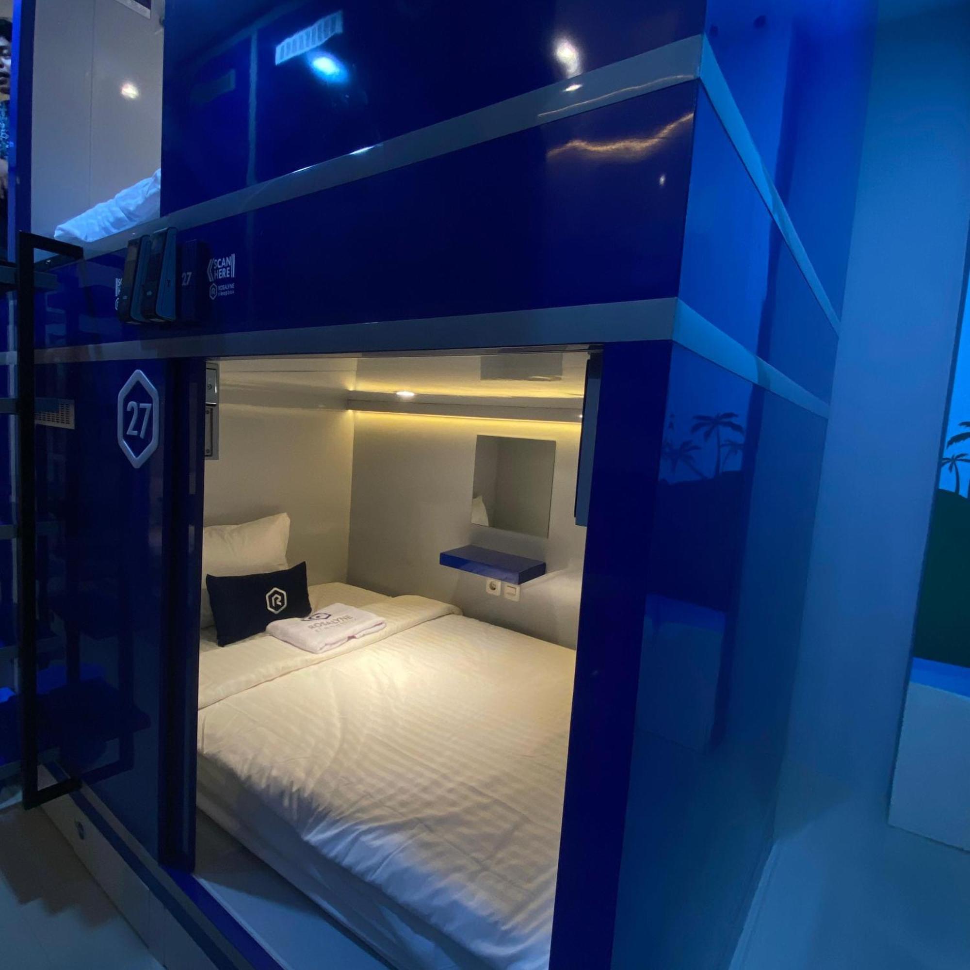 Hotel Rosalyne Sleepbox Malioboro 3 Jogyakarta Zewnętrze zdjęcie