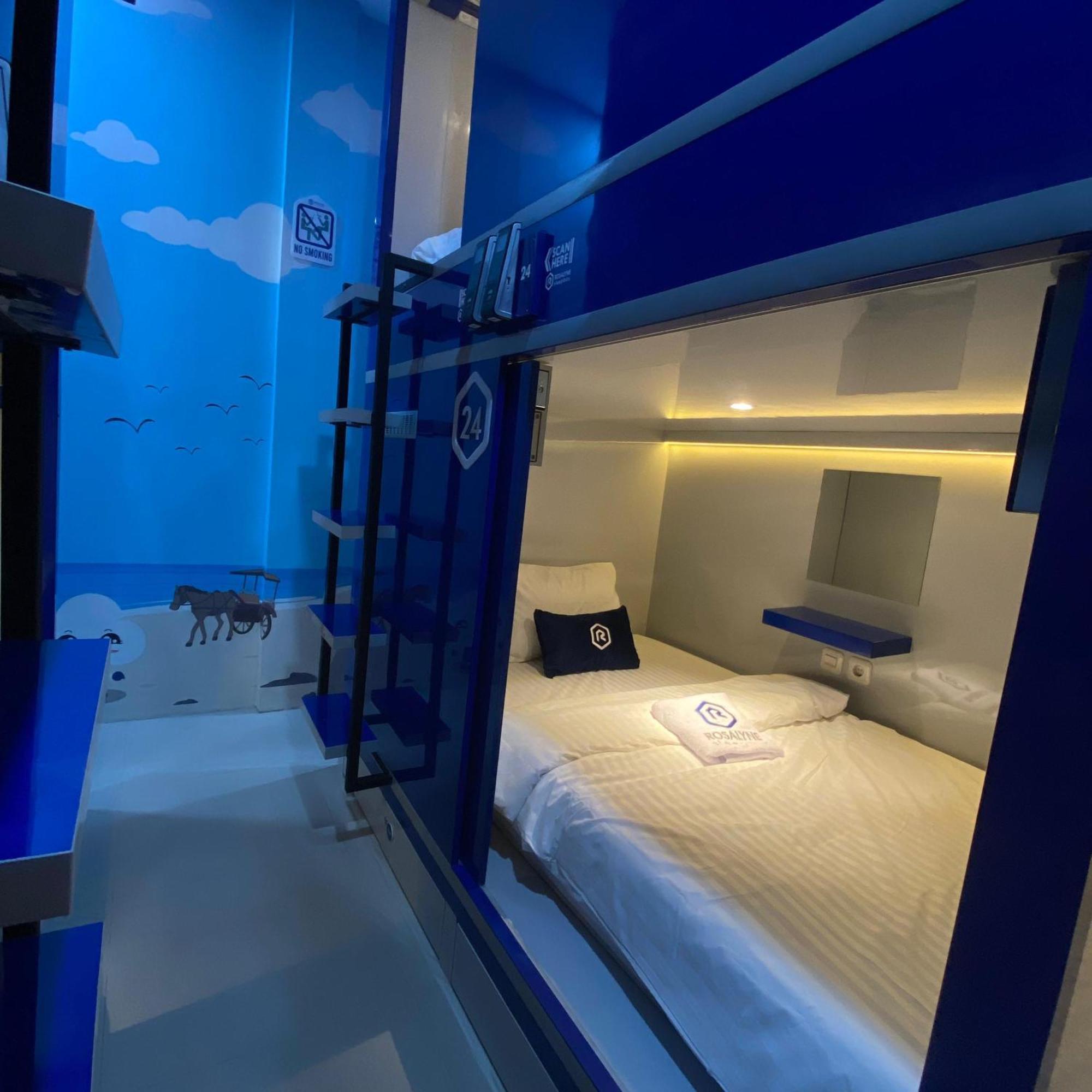 Hotel Rosalyne Sleepbox Malioboro 3 Jogyakarta Zewnętrze zdjęcie