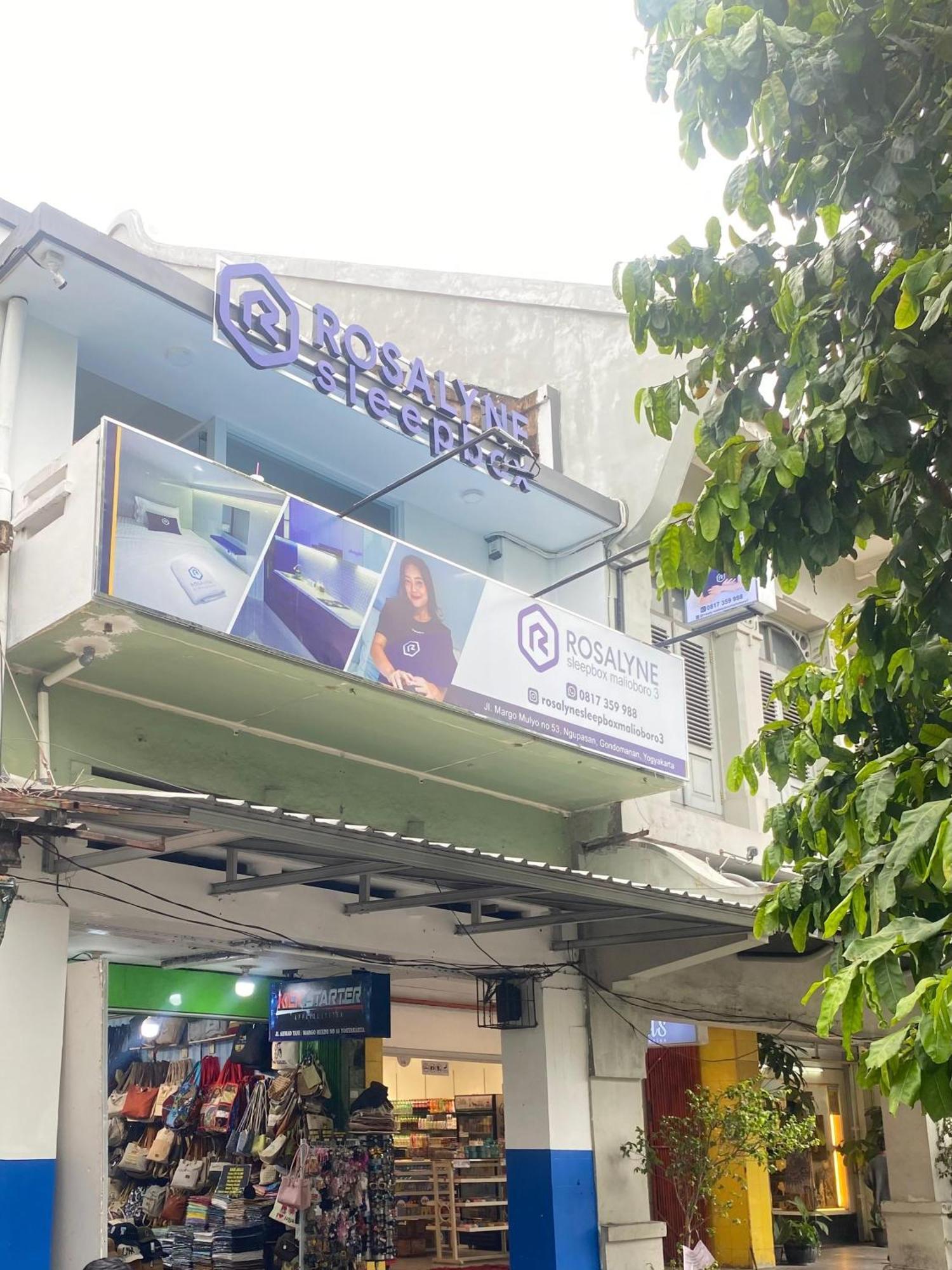 Hotel Rosalyne Sleepbox Malioboro 3 Jogyakarta Zewnętrze zdjęcie