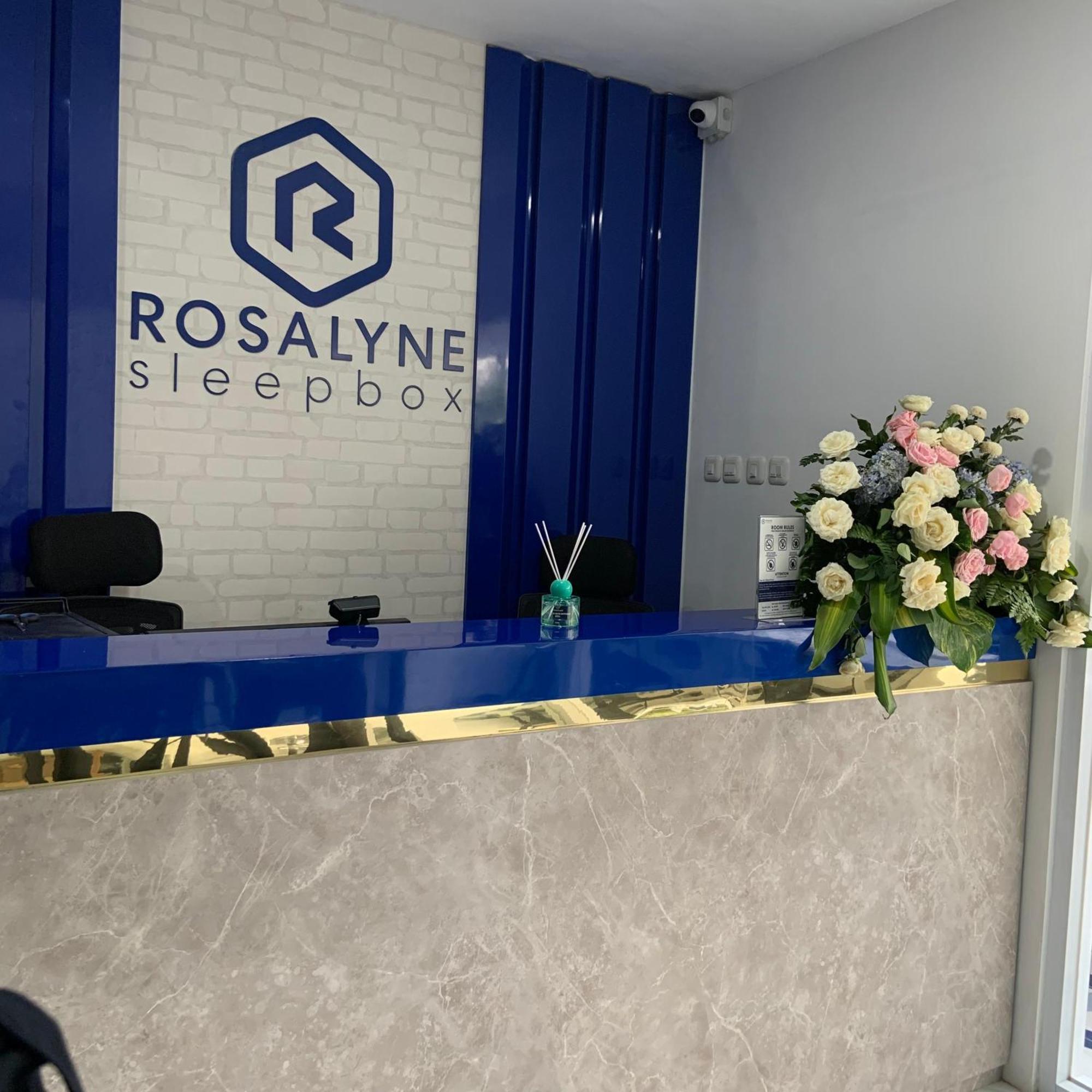 Hotel Rosalyne Sleepbox Malioboro 3 Jogyakarta Zewnętrze zdjęcie